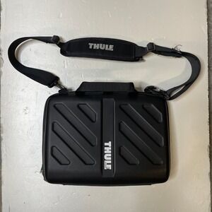 Thule Gauntlet MacBook Pro Attache Case Black Hard Shell Laptop Bag 13-14 inch